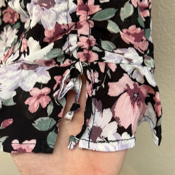 Rewind Floral Miniskirt, Front Ruched, Drawstring, Ruffle Hem, Y2K Medium - Picture 5 of 9